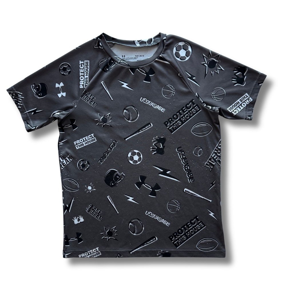 Under Armour HeatGear Boys Graphic Shirt YLG Black